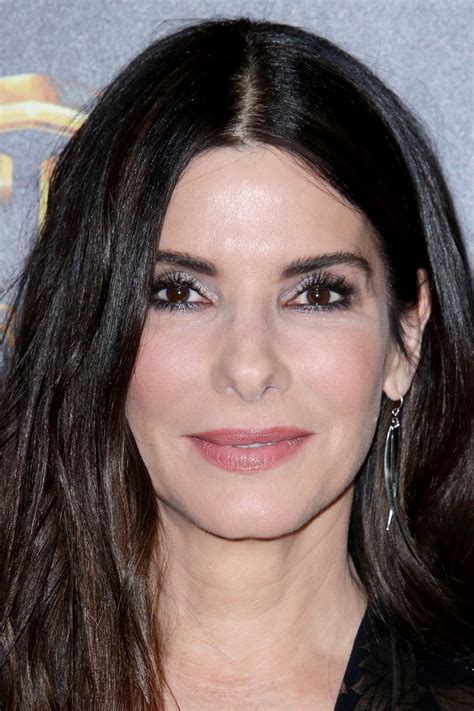 Sandra Bullock .